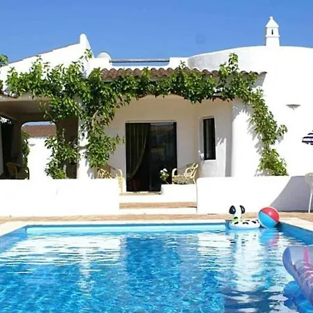 Piscina Privada, Villa 2 Quartos 4Pax, Albufeira Wi-Fi וילה גיאה