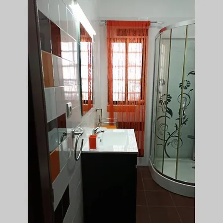 Piscina Privada, Villa 2 Quartos 4Pax, Albufeira Wi-Fi וילה גיאה