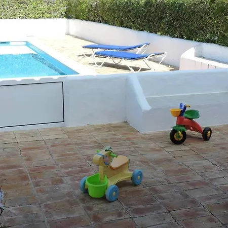 וילה Piscina Privada, Villa 2 Quartos 4Pax, Albufeira Wi-Fi גיאה