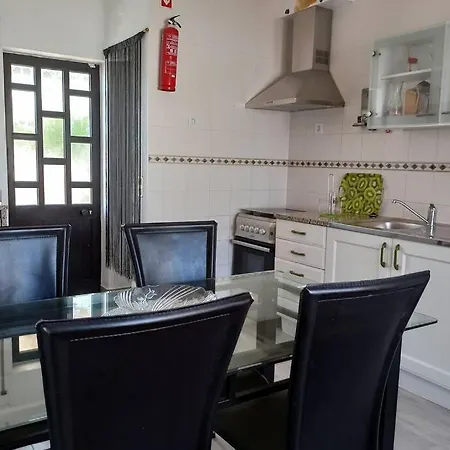 Piscina Privada, Villa 2 Quartos 4Pax, Albufeira Wi-Fi גיאה